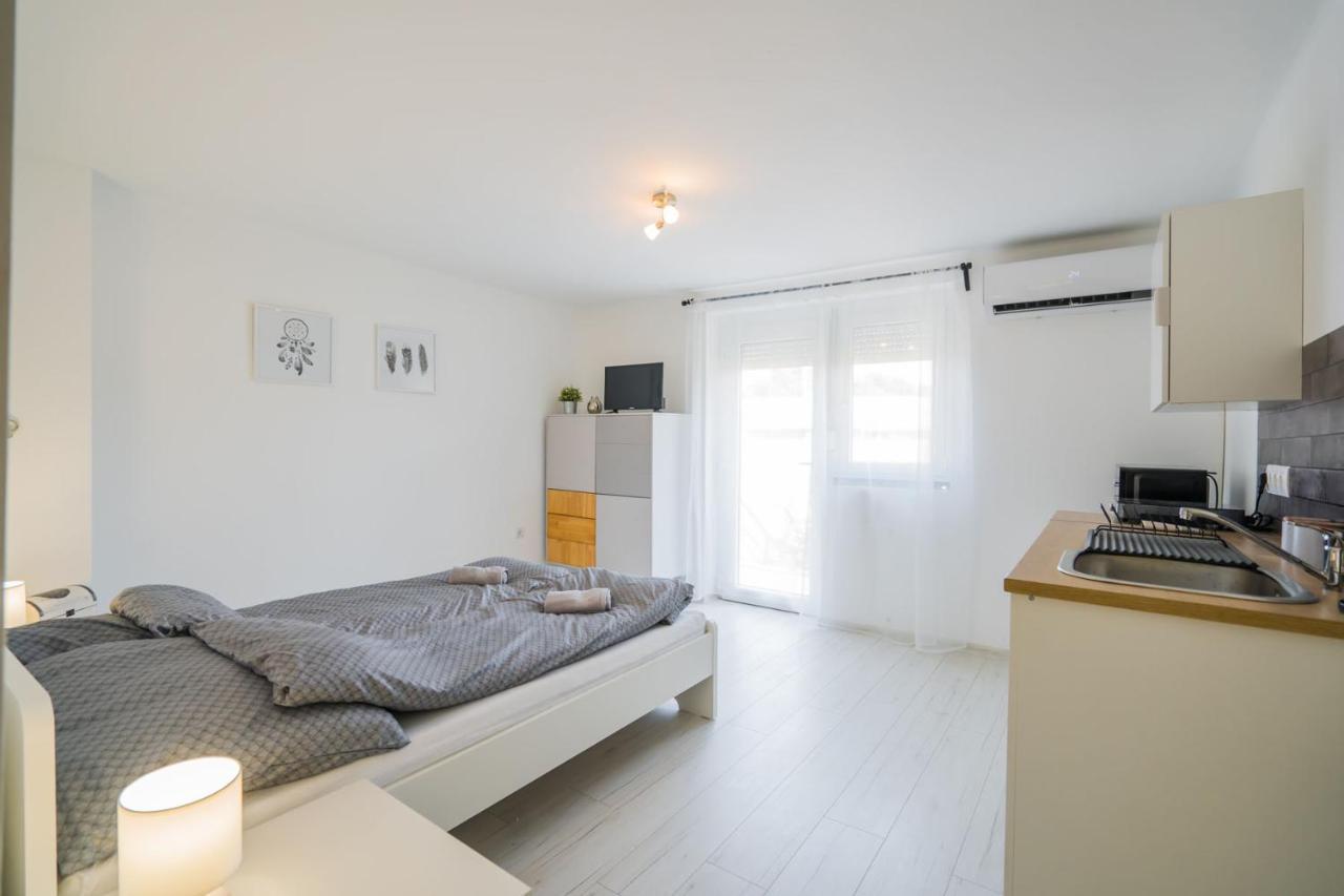Zigzag Apartman Siófok Exterior foto